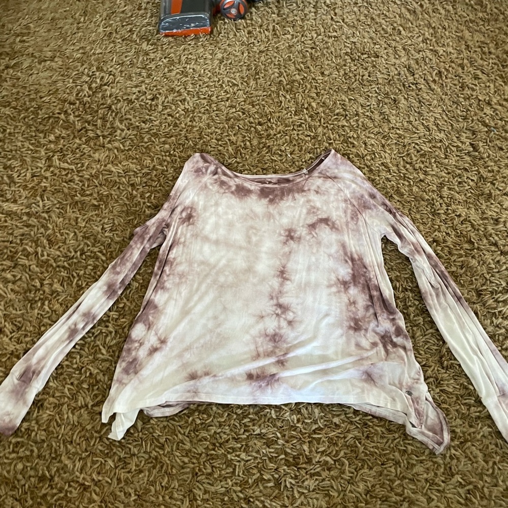 Brown/white tie dye lightly used peekaboo shoulder